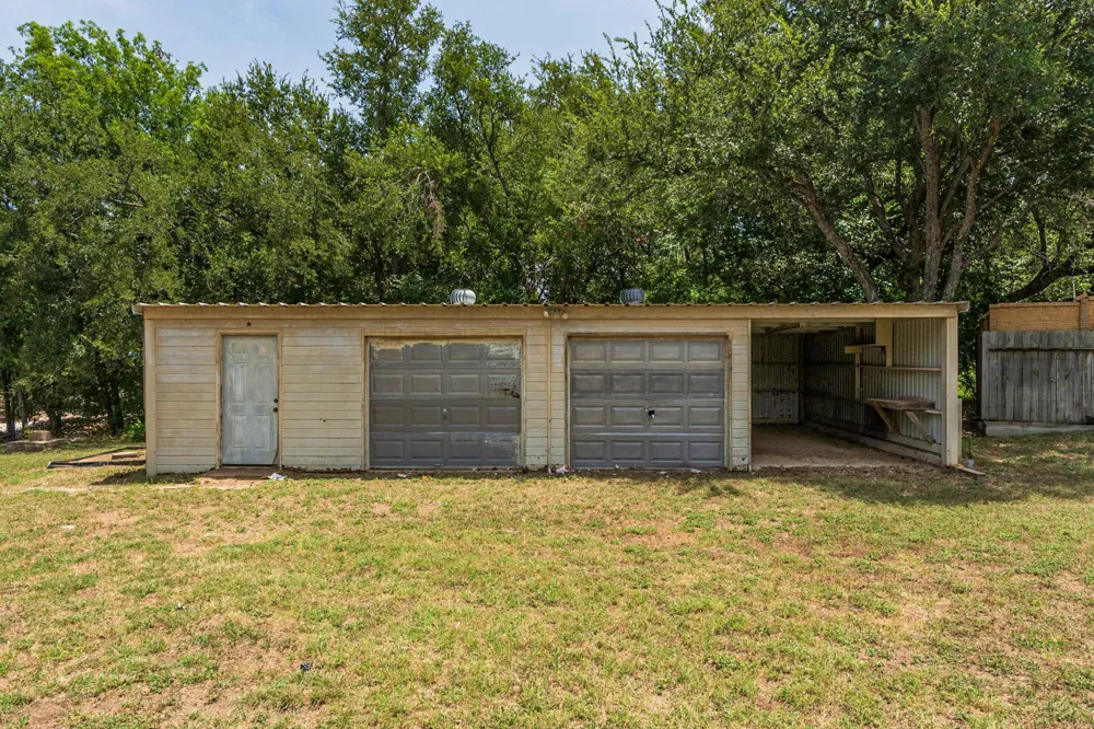 201 River Lake Drive Kingsland, TX 78639