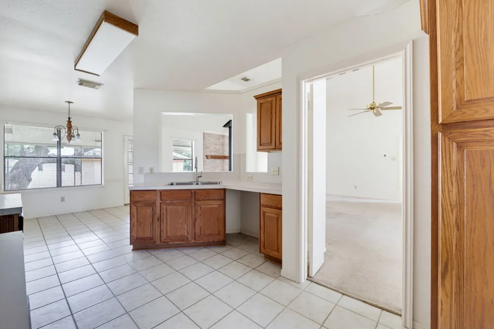 201 River Lake Drive Kingsland, TX 78639