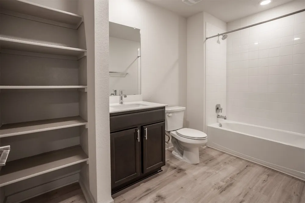 2100 Tucker Lane Austin, TX 78754
