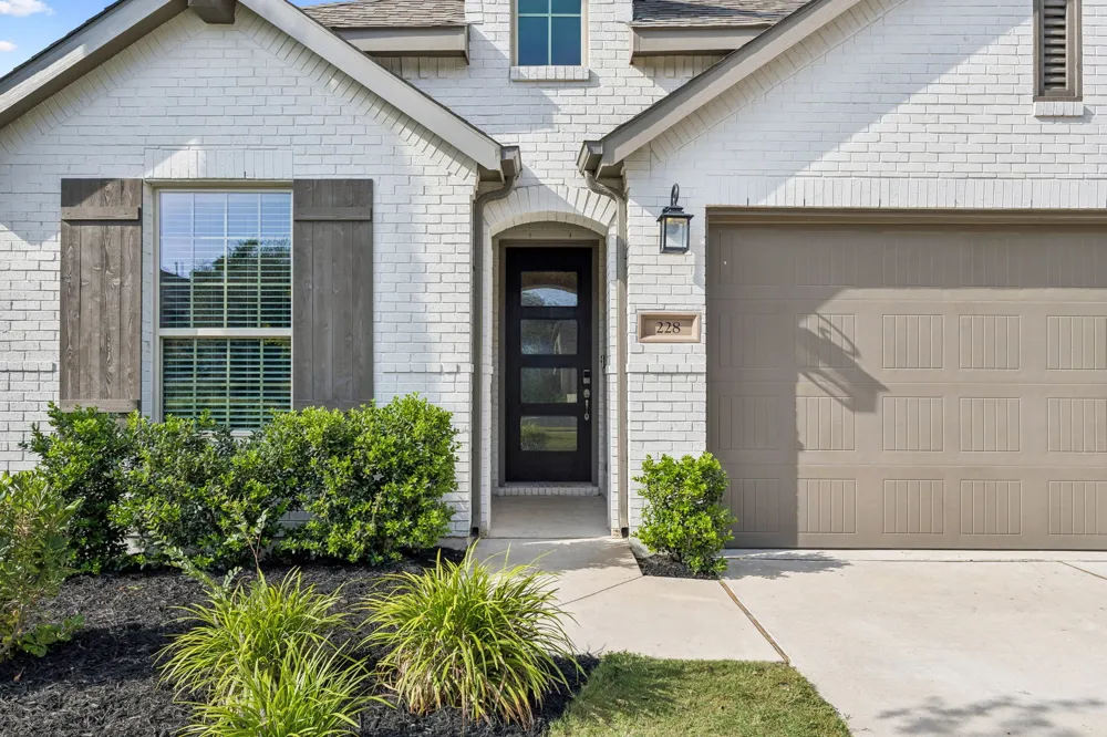 228 Arrowhead Mound Road Georgetown, TX 78628