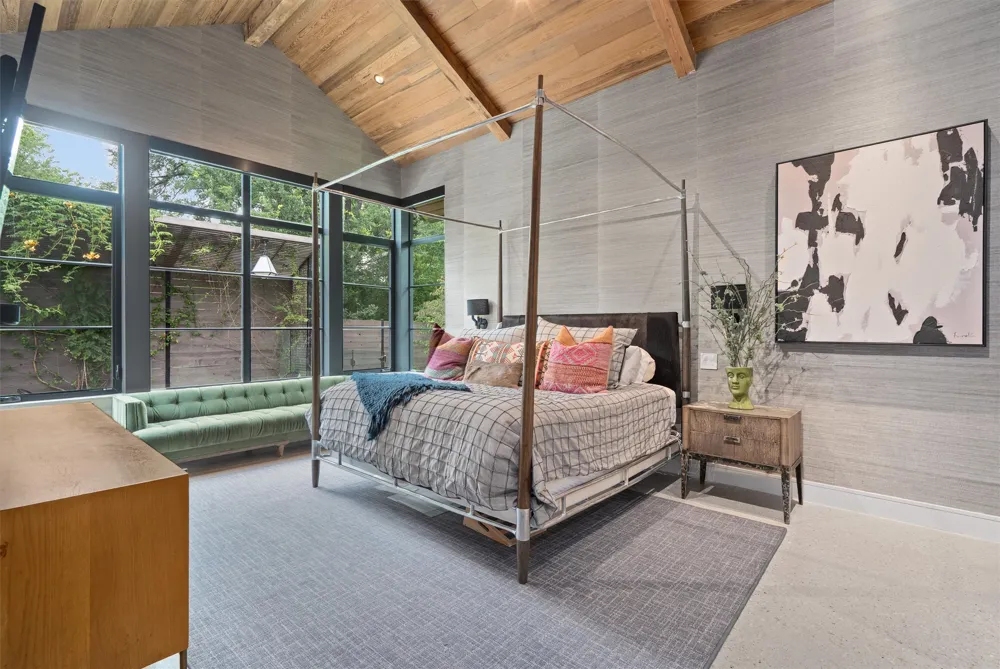1175 San Bernard Street Austin, TX 78702