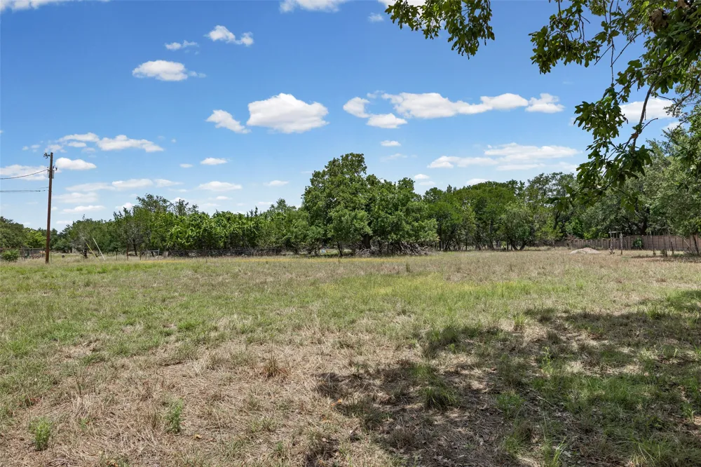 6843 S Lakewood Drive Georgetown, TX 78633