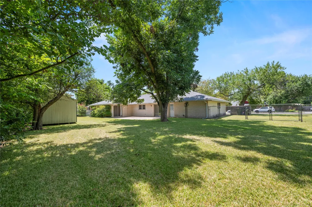 12 W Killen Lane Temple, TX 76501