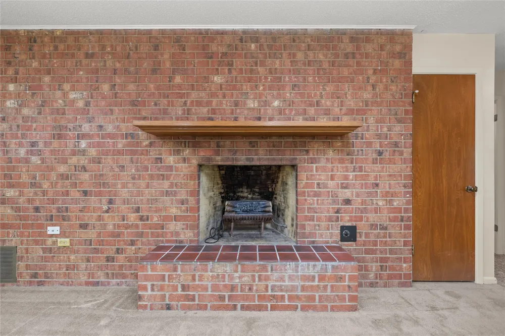 12 W Killen Lane Temple, TX 76501