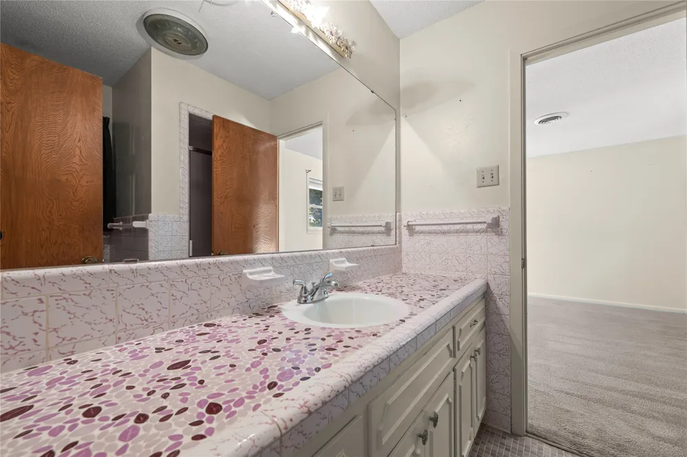 12 W Killen Lane Temple, TX 76501