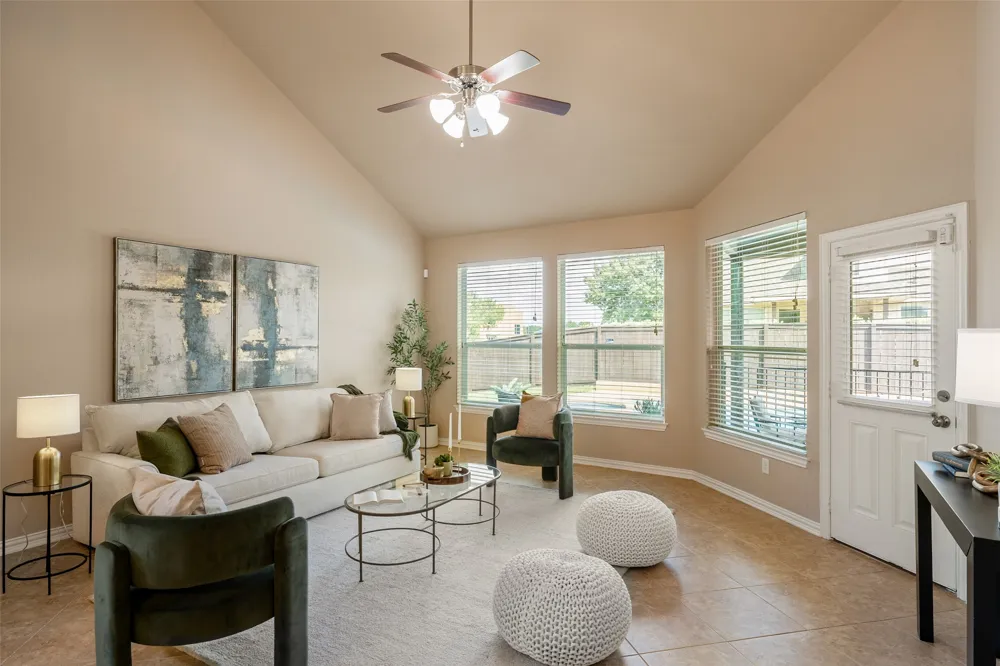 746 Easton Drive San Marcos, TX 78666