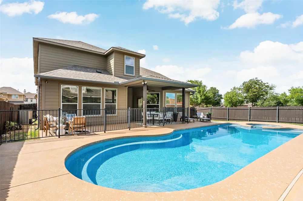 746 Easton Drive San Marcos, TX 78666