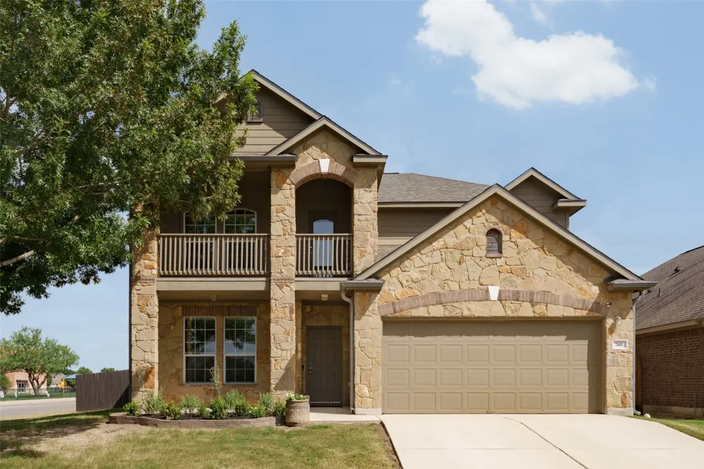746 Easton Drive San Marcos, TX 78666
