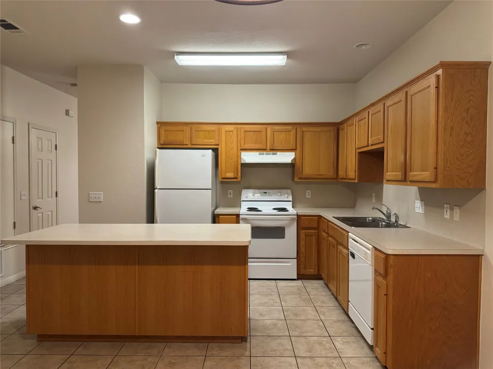 9 Deerfield Drive #B Wimberley, TX 78676
