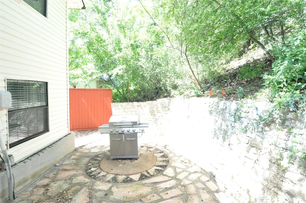 9902 Talleyran Drive Austin, TX 78750