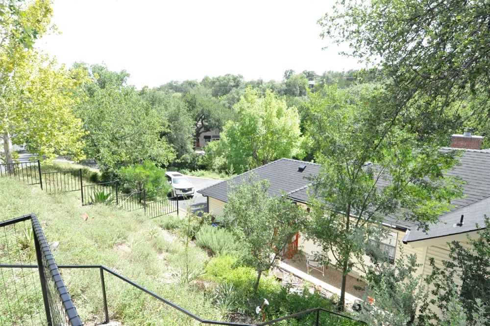 9902 Talleyran Drive Austin, TX 78750