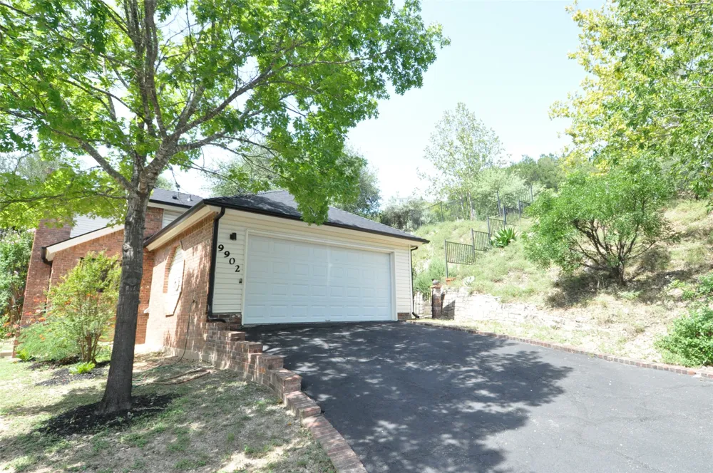 9902 Talleyran Drive Austin, TX 78750
