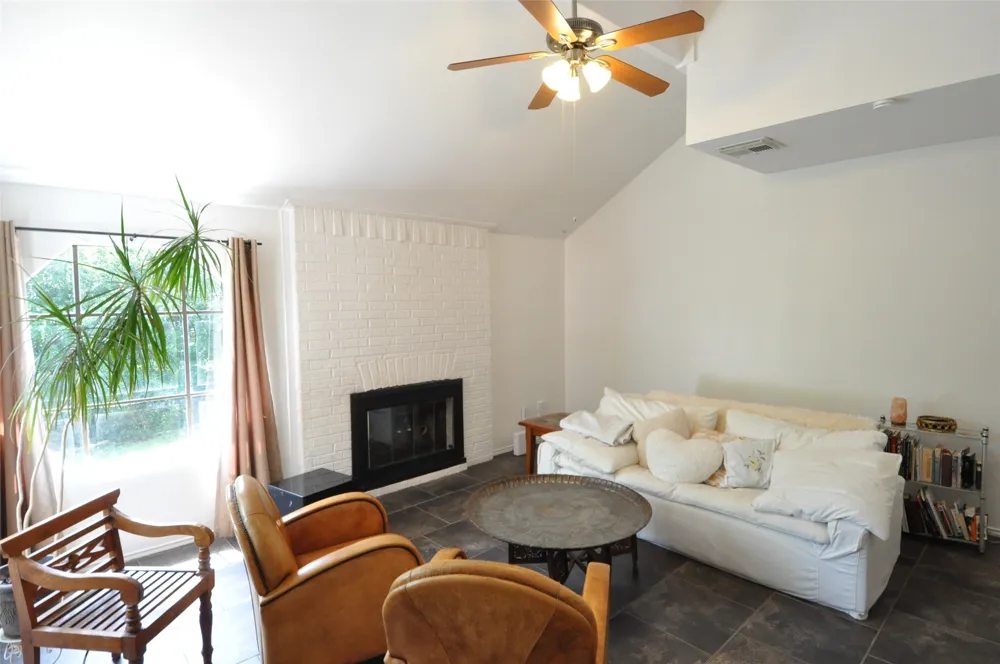 9902 Talleyran Drive Austin, TX 78750