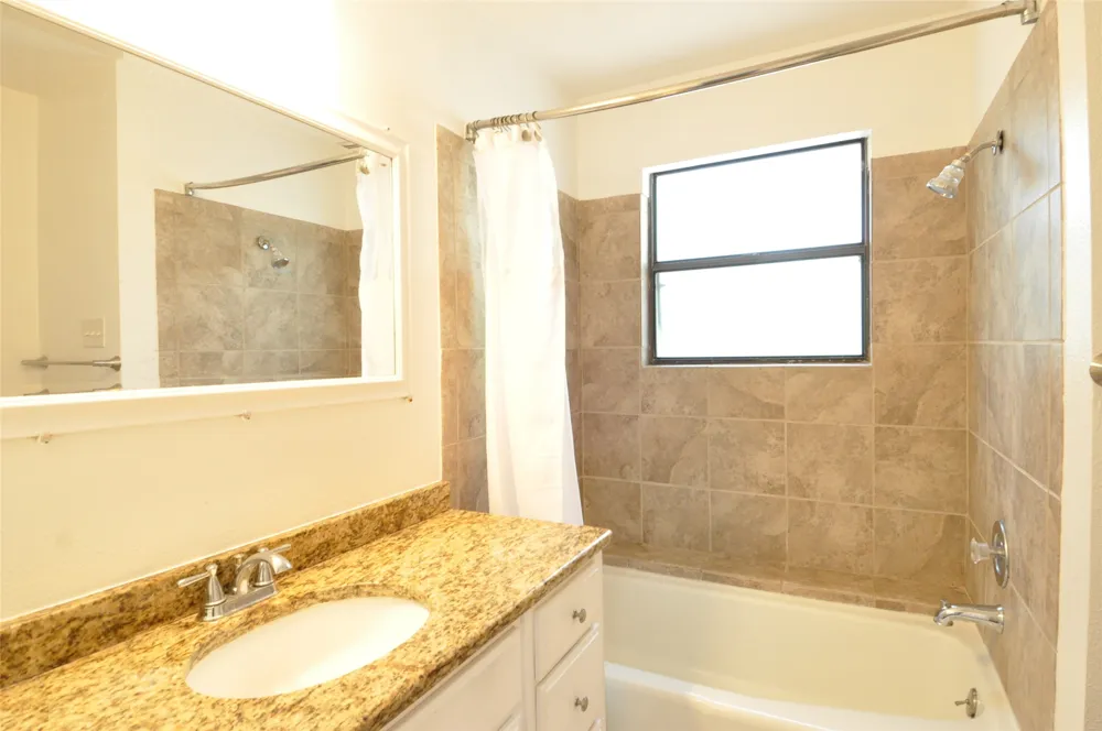 9902 Talleyran Drive Austin, TX 78750