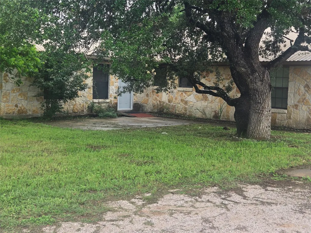 12257 E Fm 1431 Marble Falls, TX 78654