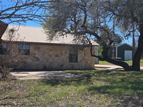 12257 E Fm 1431