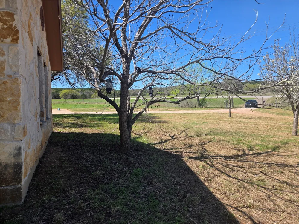 12257 E Fm 1431 Marble Falls, TX 78654
