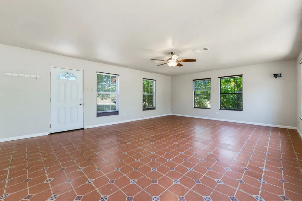 12257 E Fm 1431 Marble Falls, TX 78654