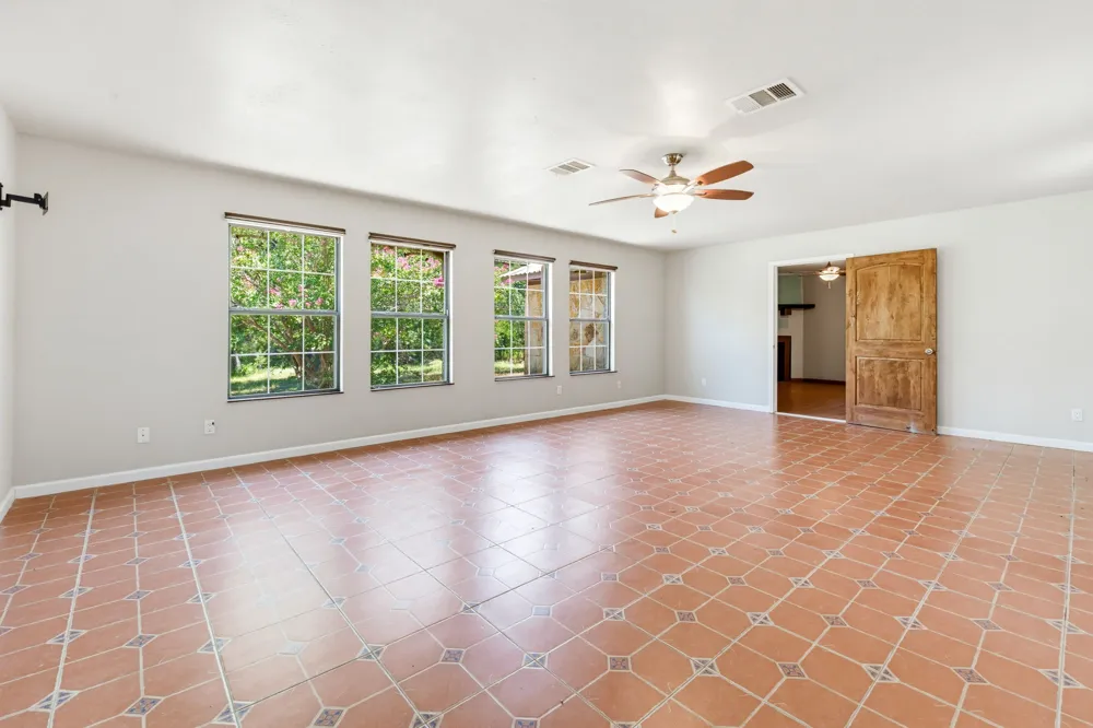12257 E Fm 1431 Marble Falls, TX 78654