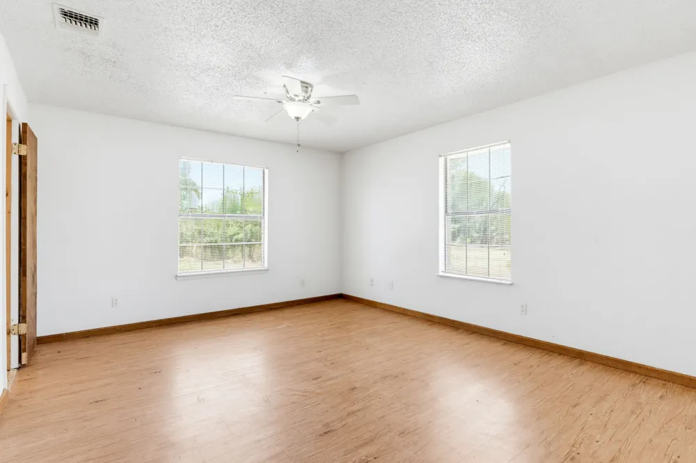 12257 E Fm 1431 Marble Falls, TX 78654