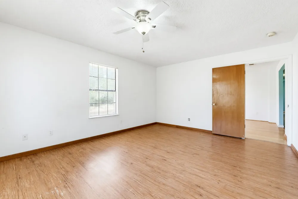 12257 E Fm 1431 Marble Falls, TX 78654