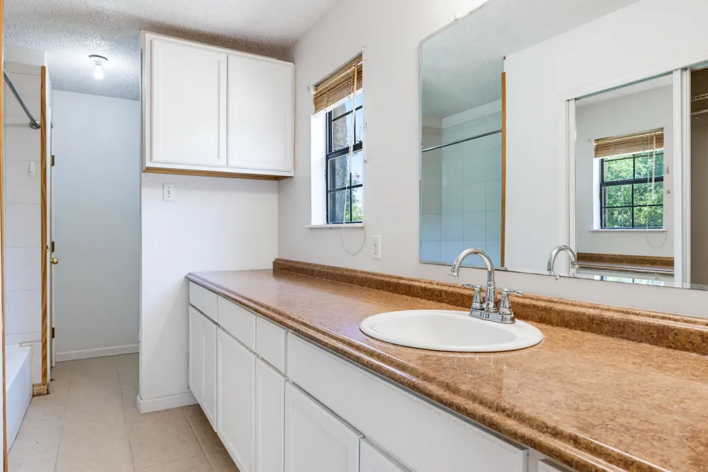 12257 E Fm 1431 Marble Falls, TX 78654