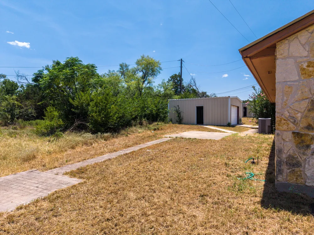 12257 E Fm 1431 Marble Falls, TX 78654