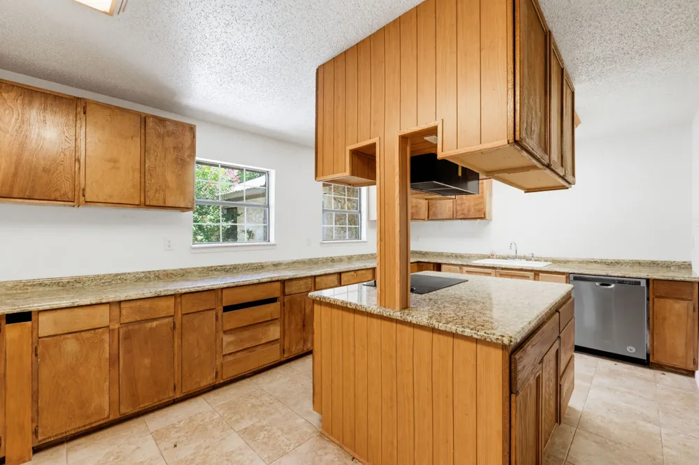 12257 E Fm 1431 Marble Falls, TX 78654