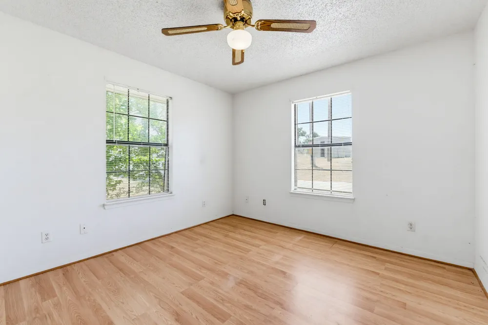 12257 E Fm 1431 Marble Falls, TX 78654