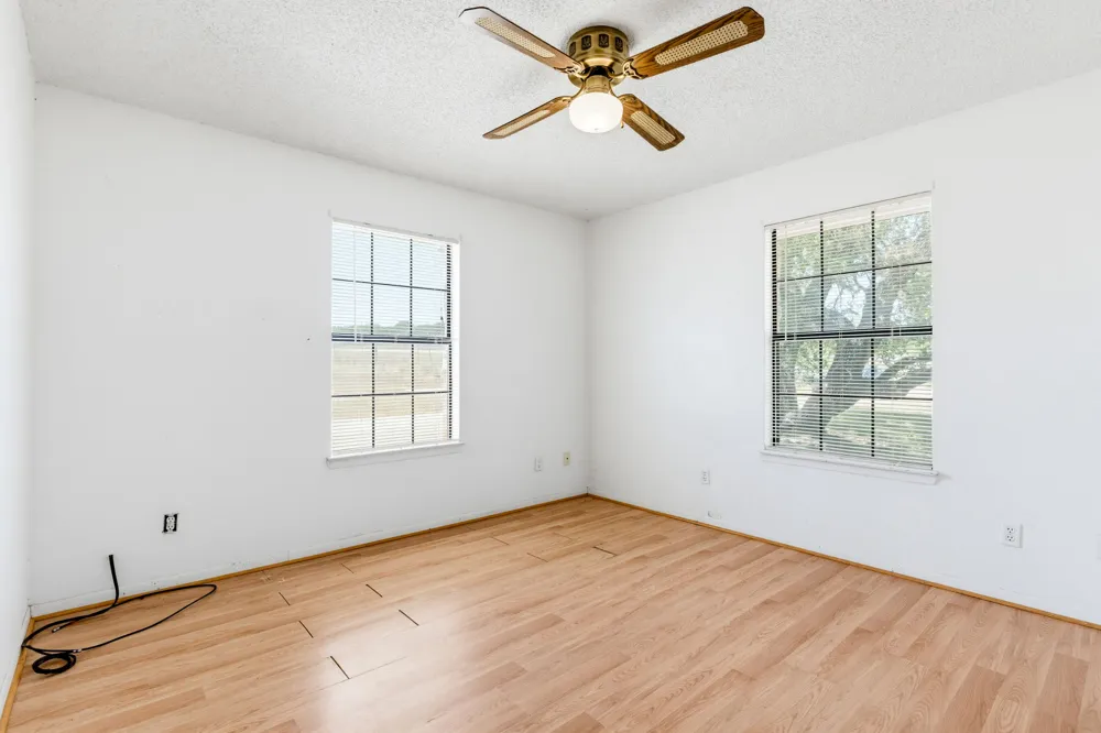12257 E Fm 1431 Marble Falls, TX 78654