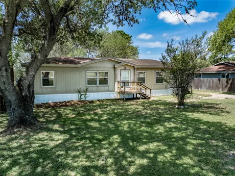 424 Ellinger Road