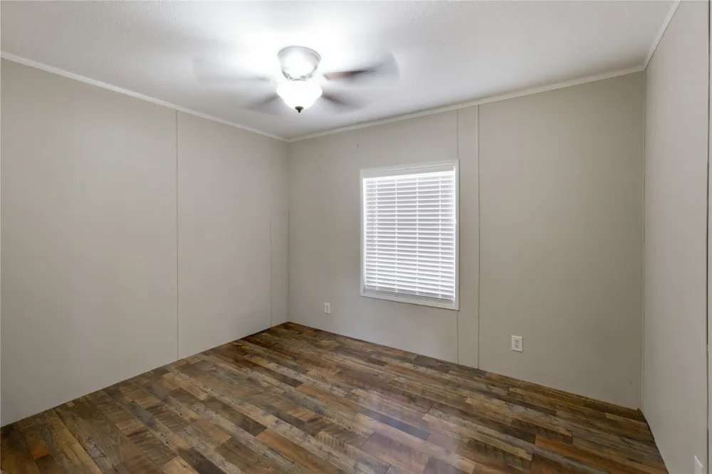 424 Ellinger Road La Grange, TX 78945