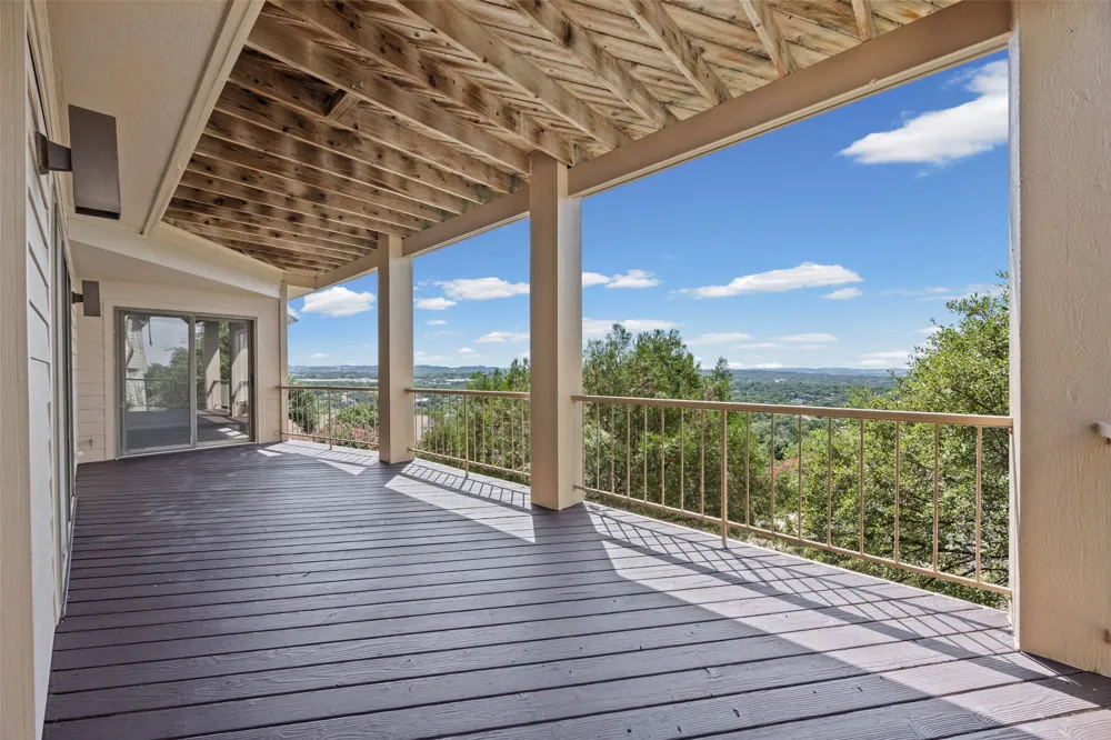 114 Paragon Court Lakeway, TX 78734