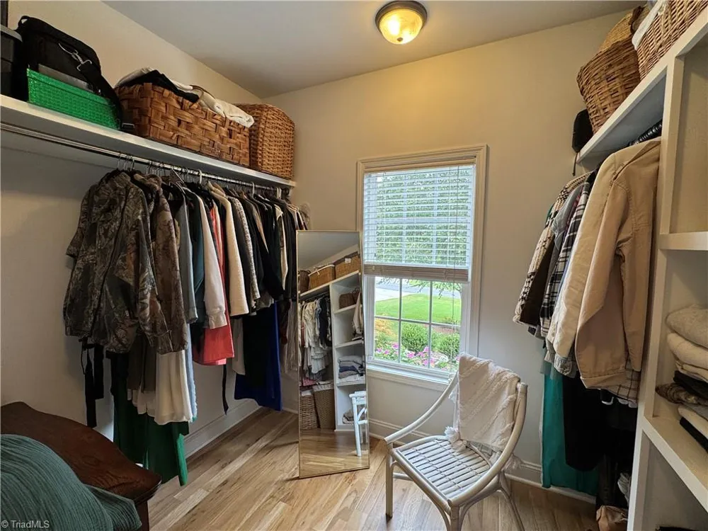 254 Raspberry Ridge Drive Clemmons, NC 27012