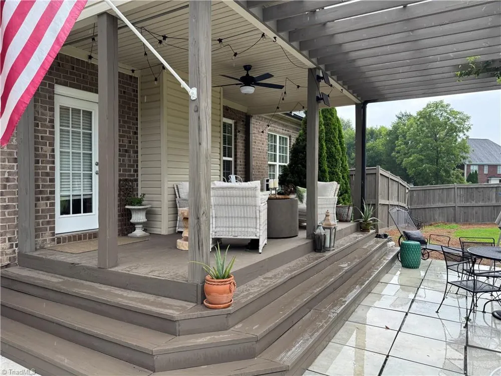 254 Raspberry Ridge Drive Clemmons, NC 27012