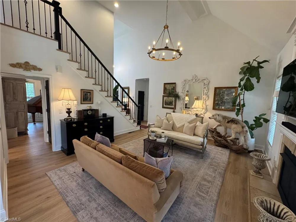 254 Raspberry Ridge Drive Clemmons, NC 27012