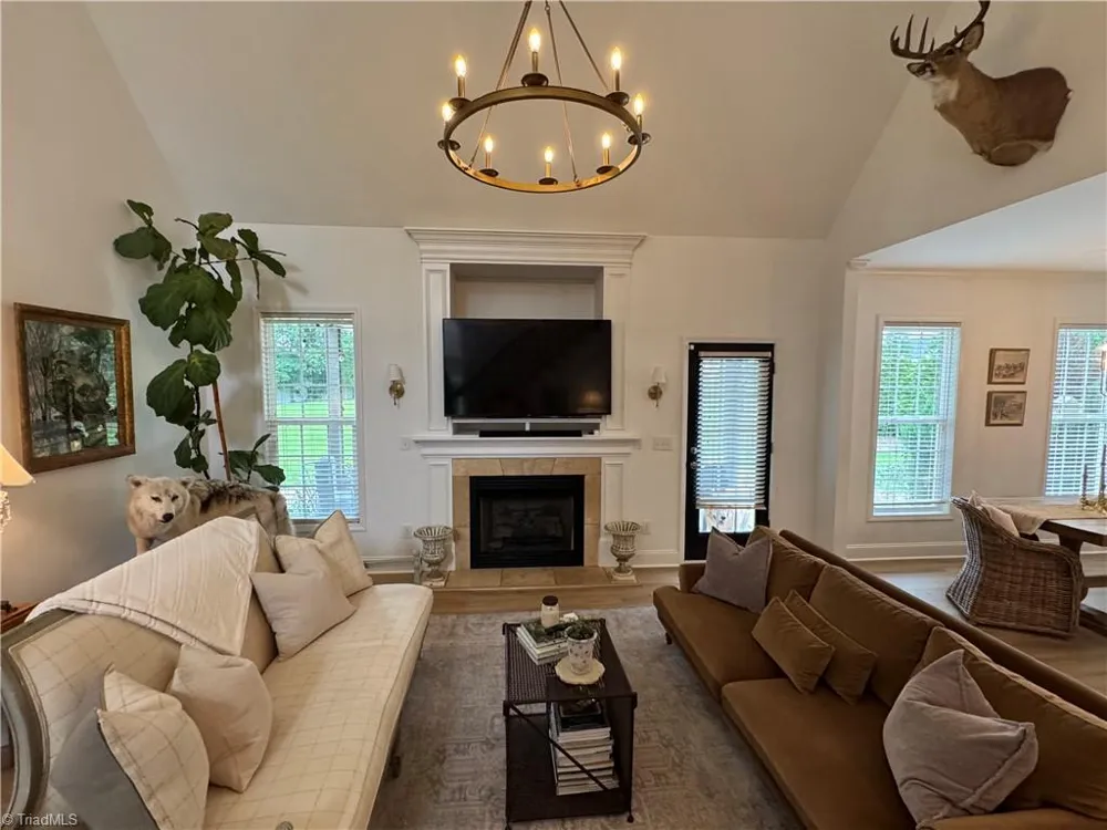 254 Raspberry Ridge Drive Clemmons, NC 27012