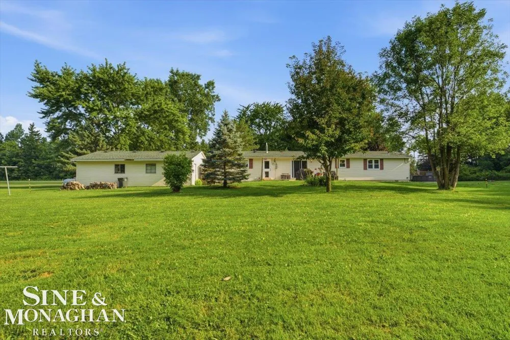 7665 Metcalf Road Kenockee Township, MI 48006