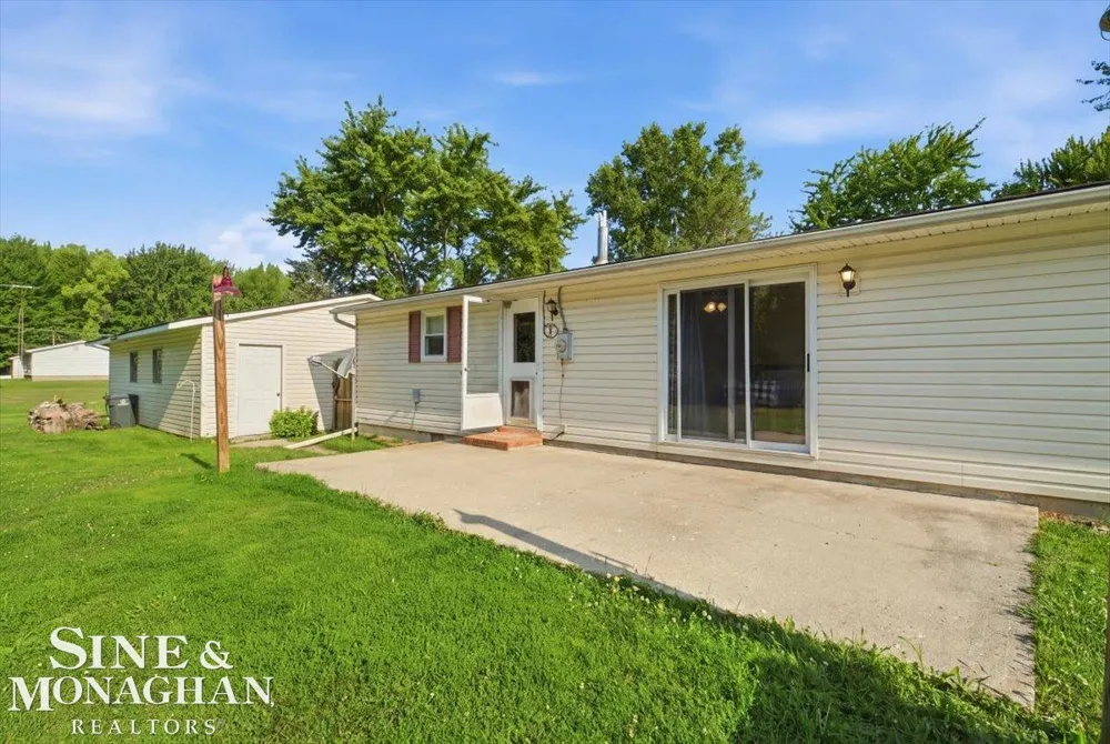 7665 Metcalf Road Kenockee Township, MI 48006