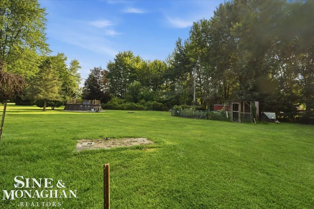 7665 Metcalf Road Kenockee Township, MI 48006