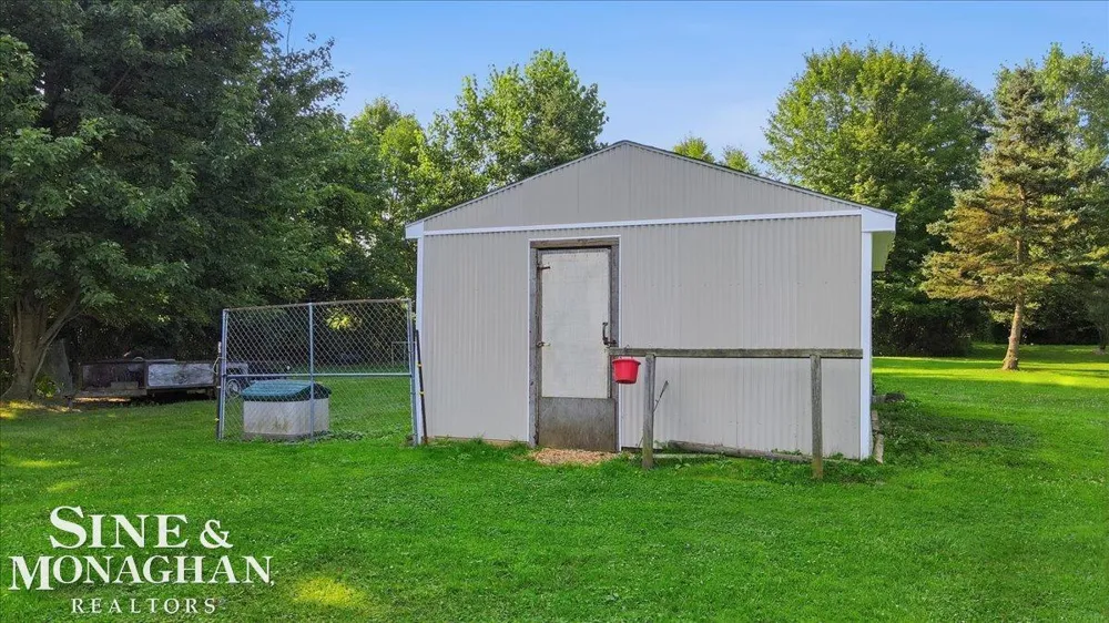 7665 Metcalf Road Kenockee Township, MI 48006