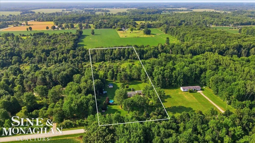 7665 Metcalf Road Kenockee Township, MI 48006