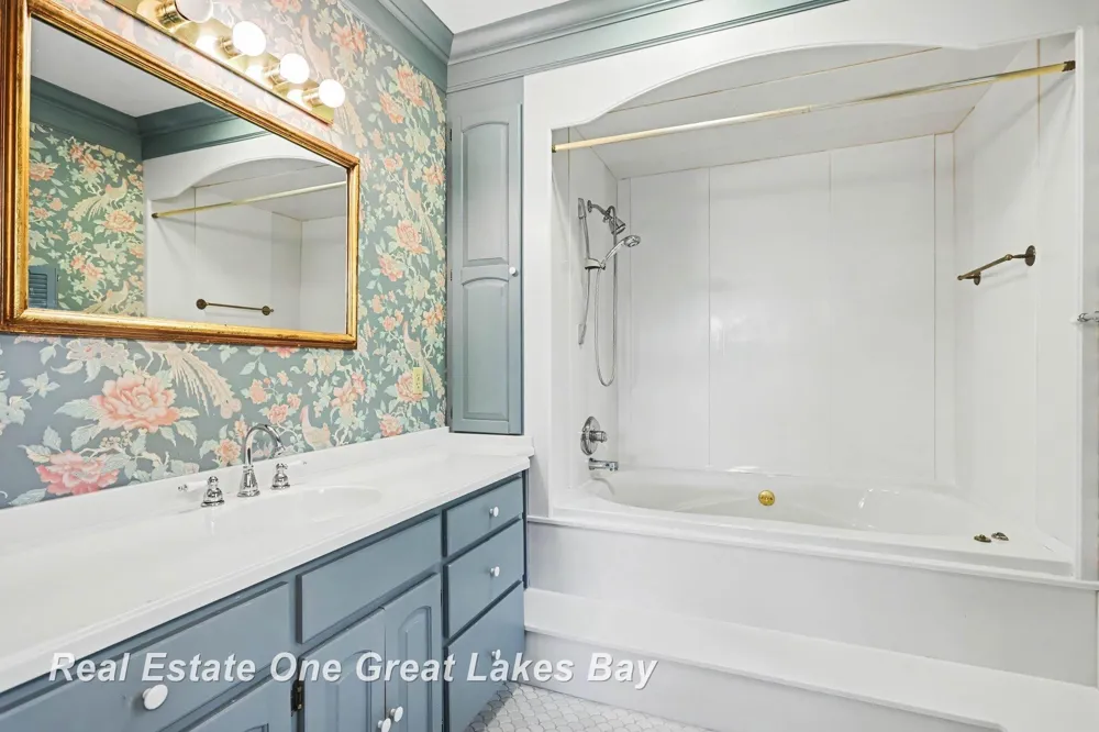 2175 Reppuhn Drive Monitor Charter Township, MI 48706
