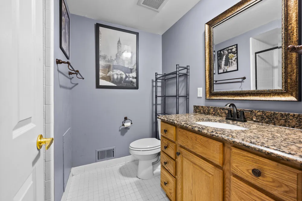 1189 Glenpointe Court Bloomfield Charter Township, MI 48304