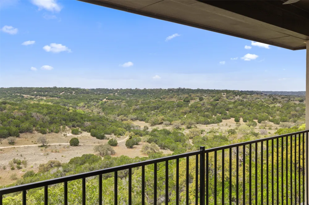 6112 Cuchara Bend Austin, TX 78738