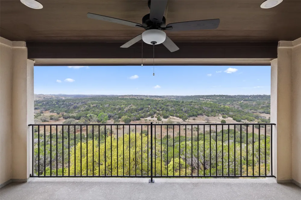 6112 Cuchara Bend Austin, TX 78738