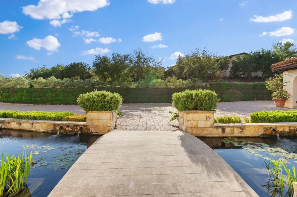 6001 Krause Lane Austin, TX 78738