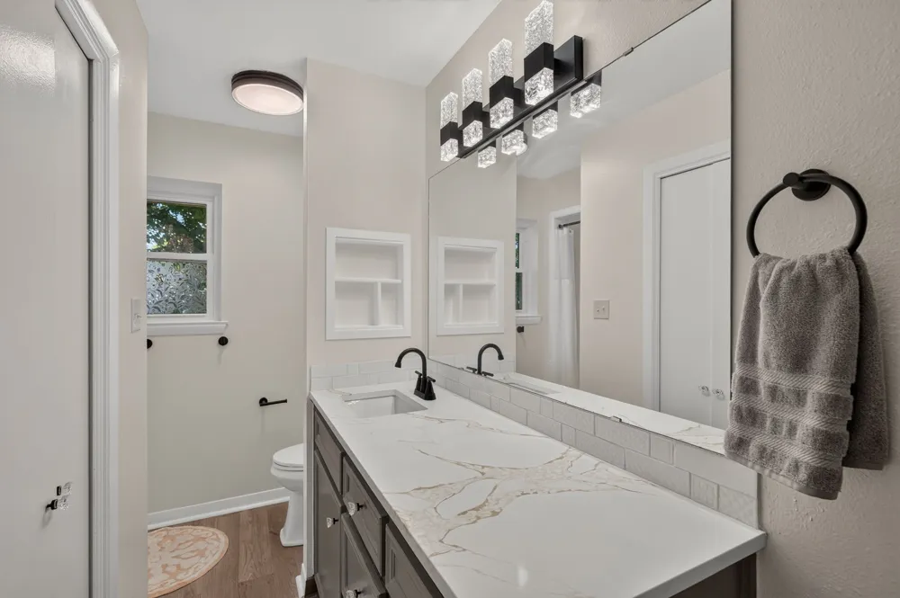 206 Corder Lane Burnet, TX 78611