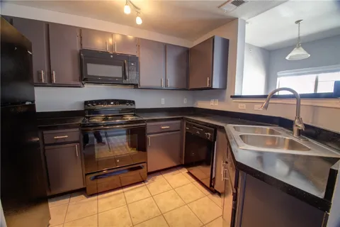 2320 Gracy Farms Lane #1321