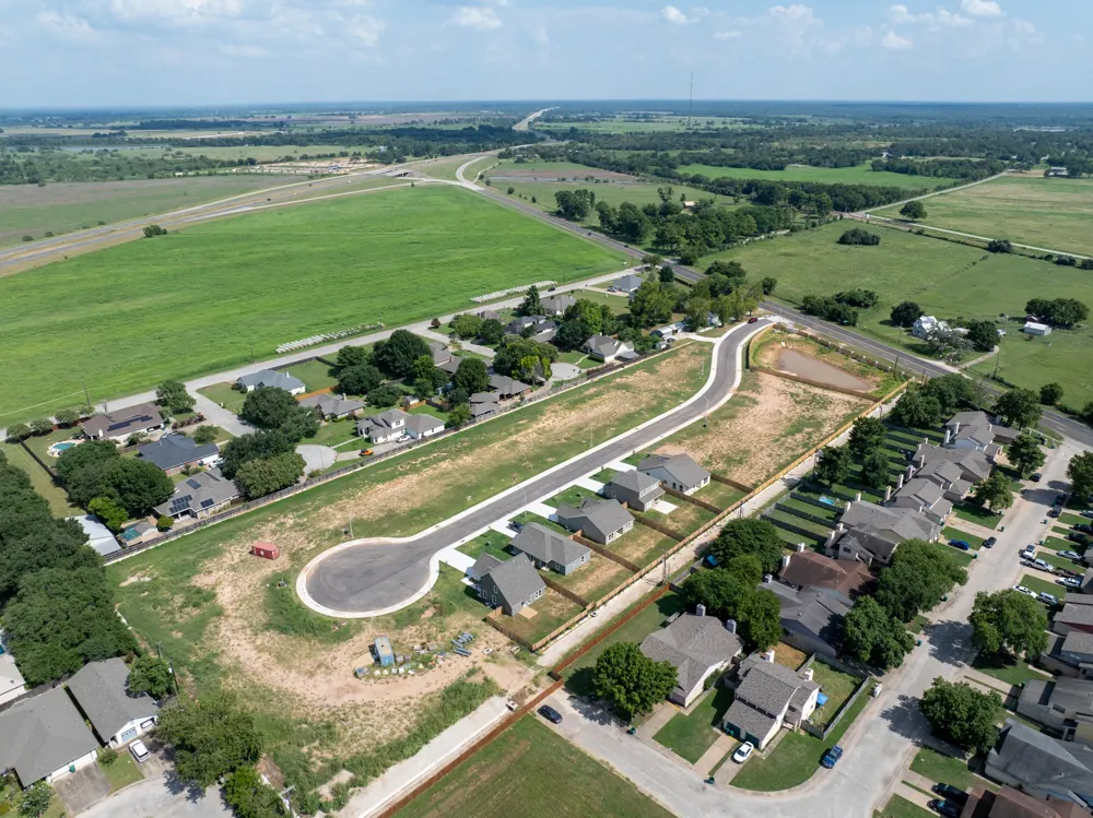 325 String Prairie Way Lot 12 Smithville, TX 78957